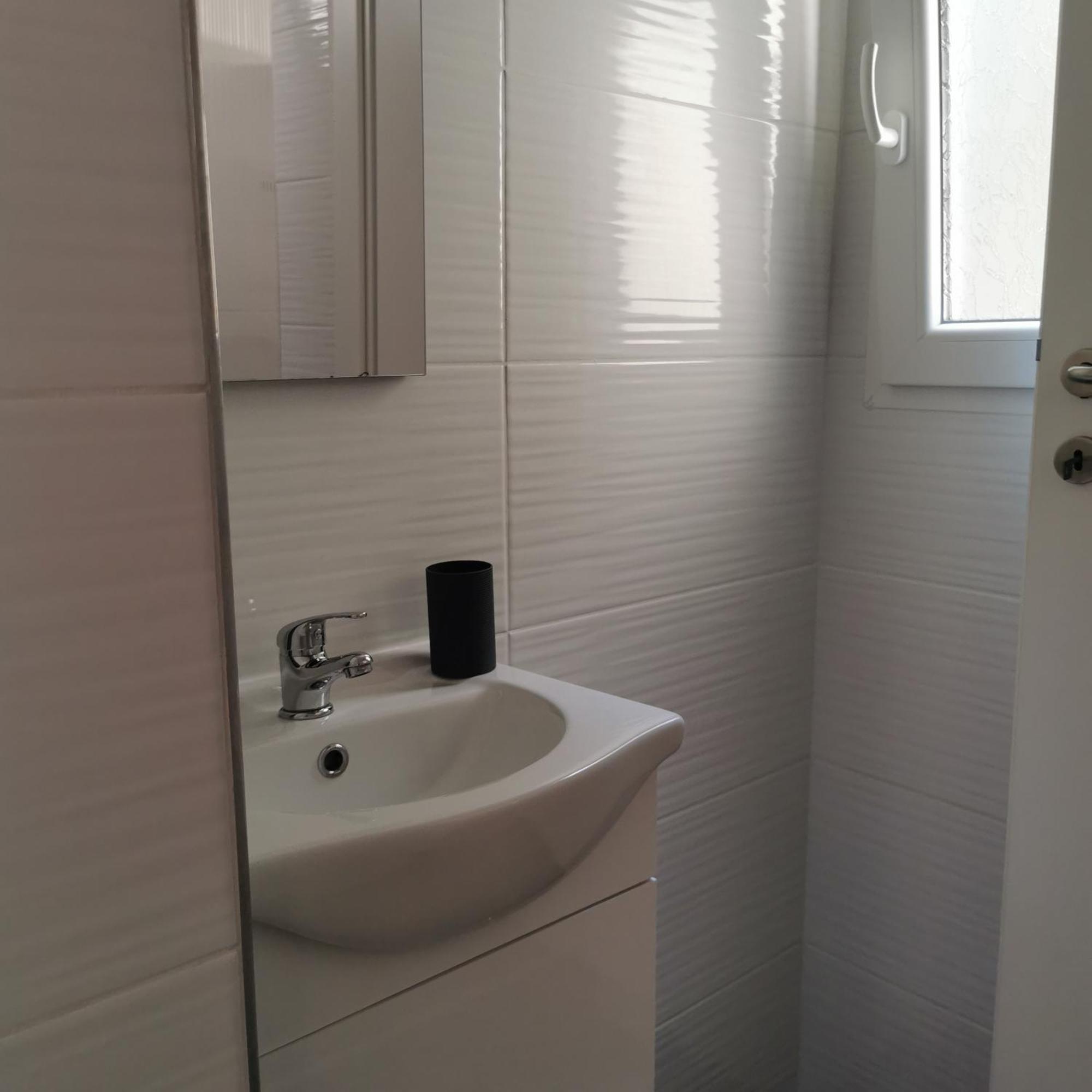 Apartma Jelena Apartment Копер Екстериор снимка