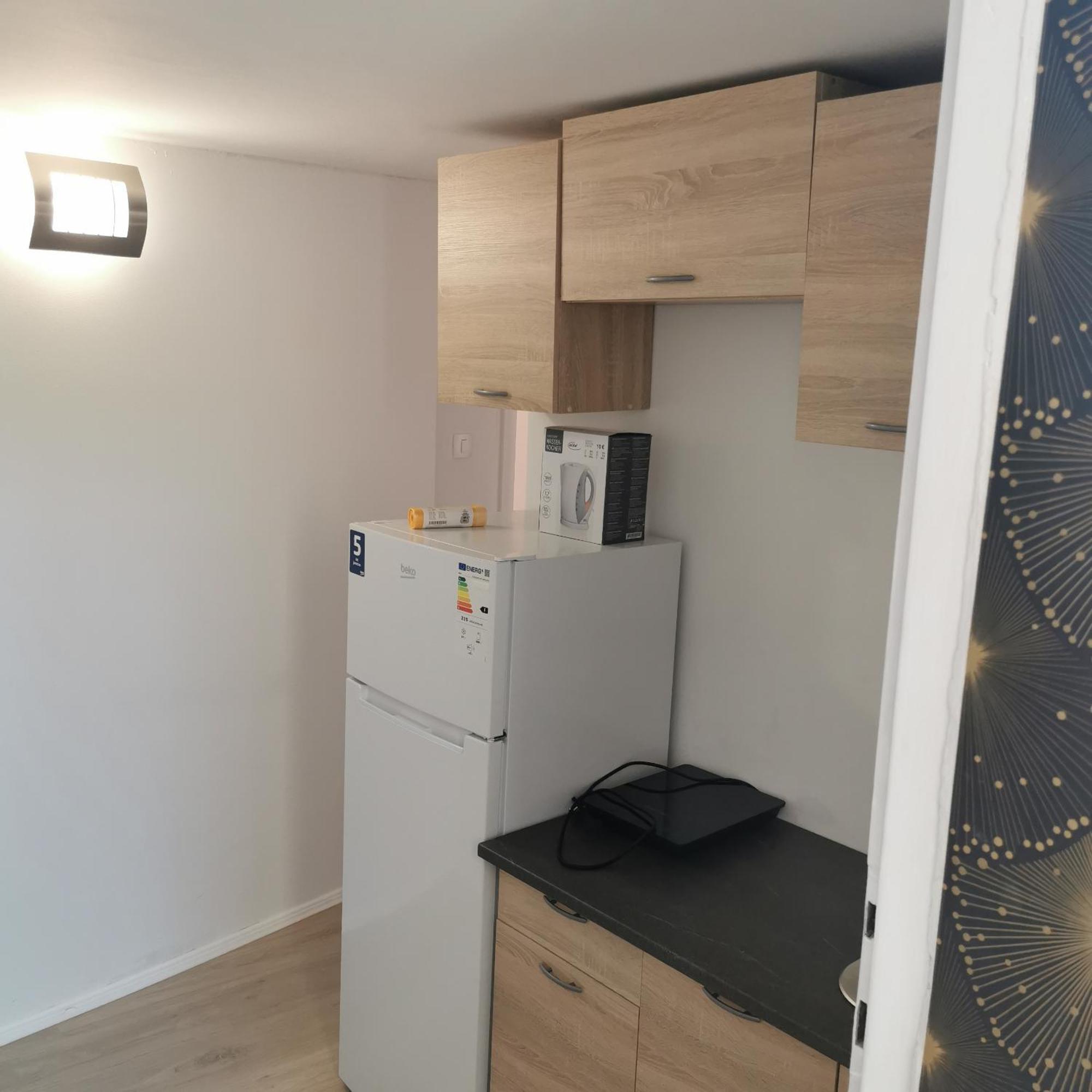Apartma Jelena Apartment Копер Екстериор снимка